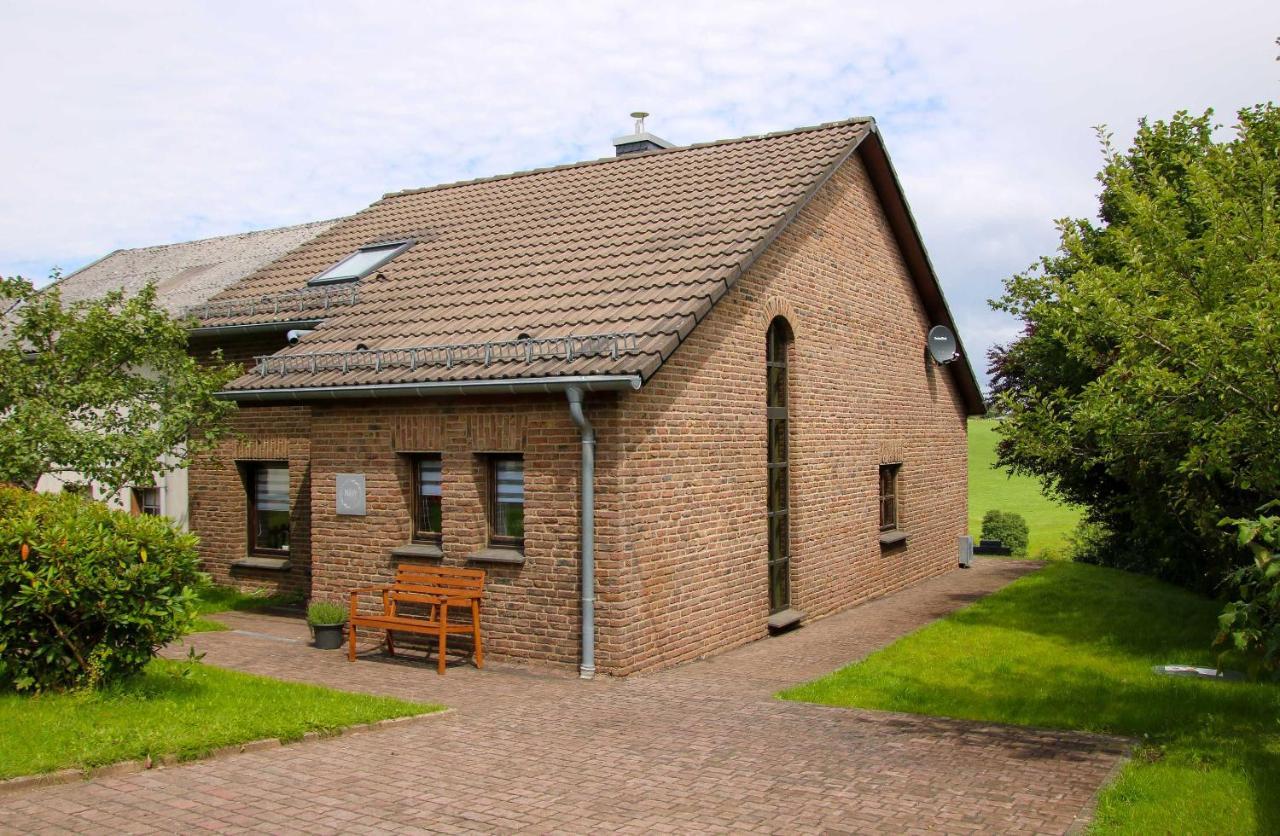 Ferienhaus Eifelnest Scheid  Esterno foto